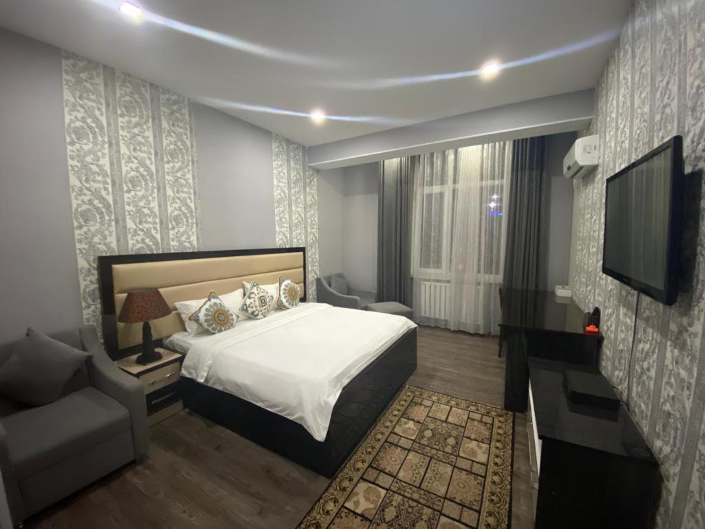 Sunrise Apartments 杜尚别 外观 照片