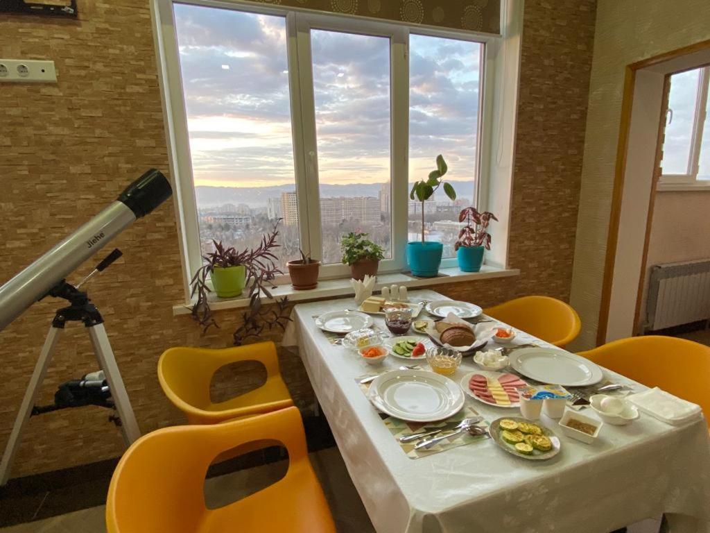 Sunrise Apartments 杜尚别 外观 照片