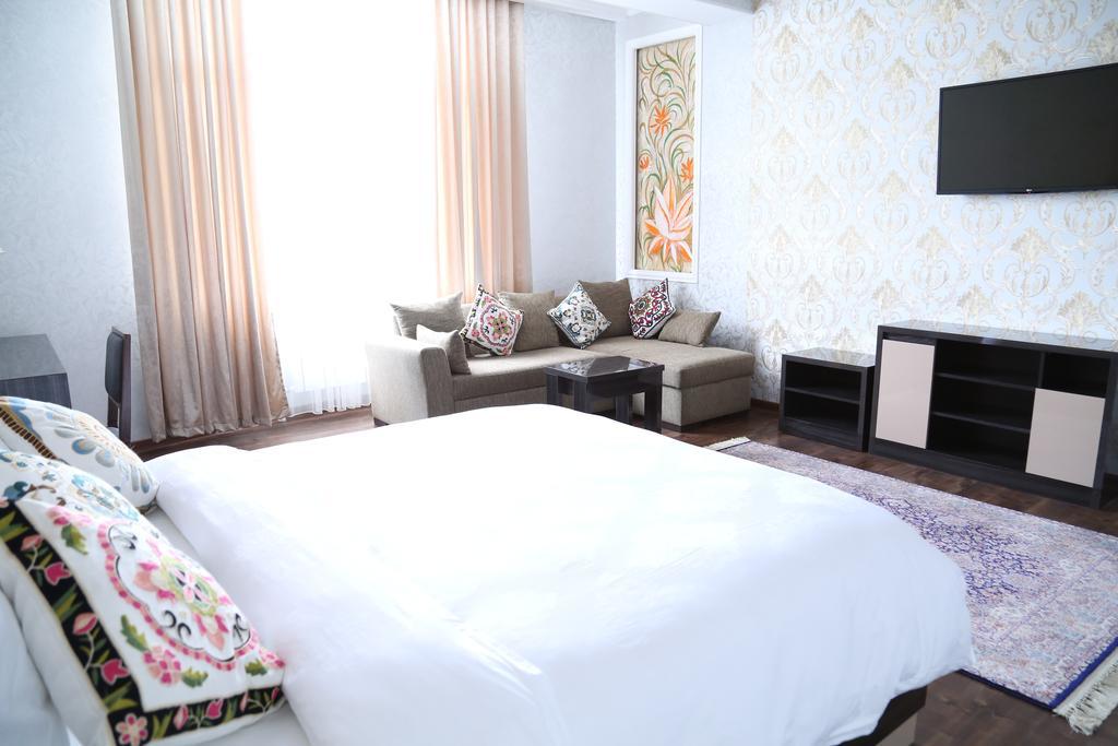 Sunrise Apartments 杜尚别 外观 照片