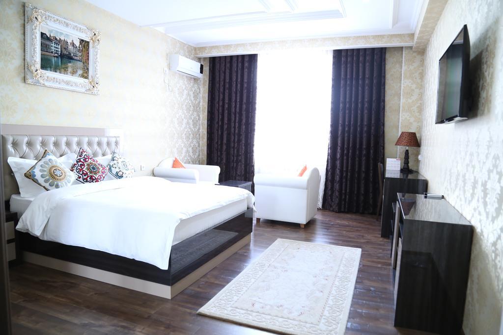 Sunrise Apartments 杜尚别 外观 照片