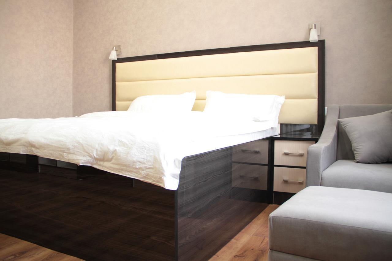Sunrise Apartments 杜尚别 外观 照片